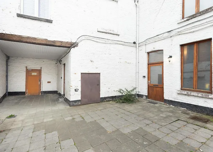 Semesterbostad Maison Du Beffroi De Centre